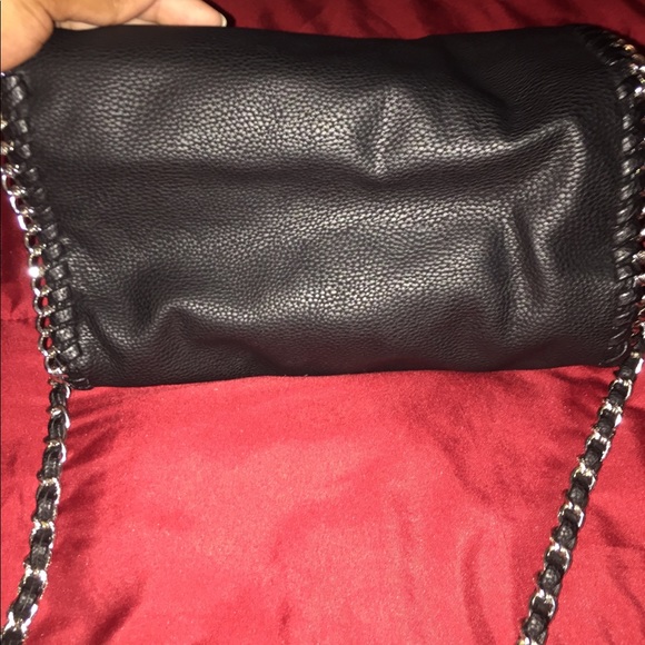 Forever 21 Black crossbody/clutch with silver trim - Picture 4 of 4